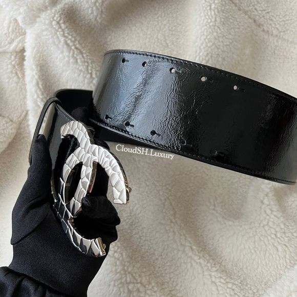 Auth Chanel Silver Metal Embossed Big CC Logo Black Patent Leather Belt -Size 80 - Picture 6 of 16